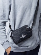 Sac Bandoulire Calvin klein jeans Noir nylon tech K509514-vue-porte