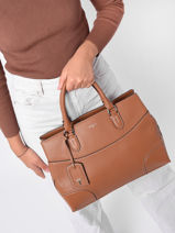 Sac Port Main Romy Cuir Romy Cuir Le tanneur Marron romy TROM1010-vue-porte