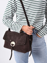 Sac Bandouli�re Othilia En Cuir Su�de Vanessa bruno Beige othilia 55V40813-vue-porte