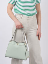 Sac Port paule Basilea Guess Vert basilea VG874106-vue-porte