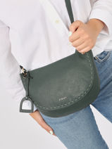 Sac Bandoulire M Tradition Cuir Etrier Vert tradition EHER024M-vue-porte