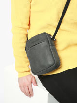 Sac Bandoulire Arthur & aston Noir cristiano 1082-vue-porte