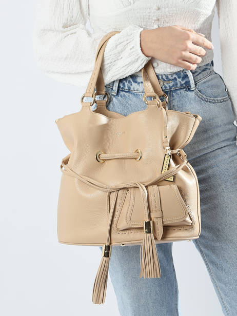 Bucket Bag M Premier Flirt Leder Lancel Beige premier flirt A10110 ander zicht 1