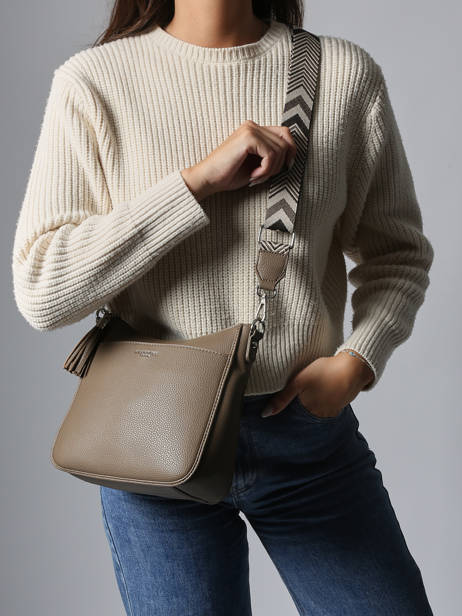 Cross Body Tas Grained Miniprix Bruin grained F8575 ander zicht 1