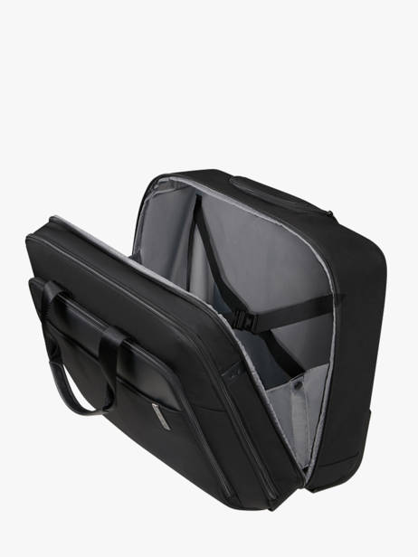 Pilot Case Op Wieltjes Met 17