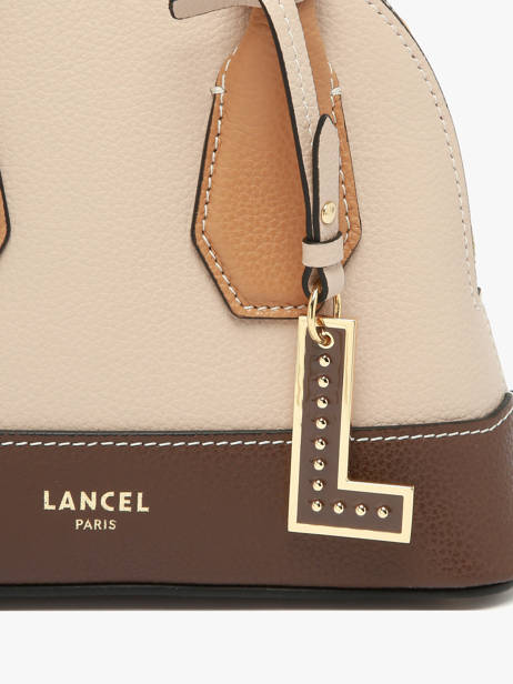 Cross Body Tas Belleville Leder Lancel Beige belleville A14328 ander zicht 2