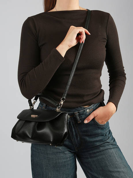 Cross Body Tas Amorette Guess Zwart amorette BG789819 ander zicht 1
